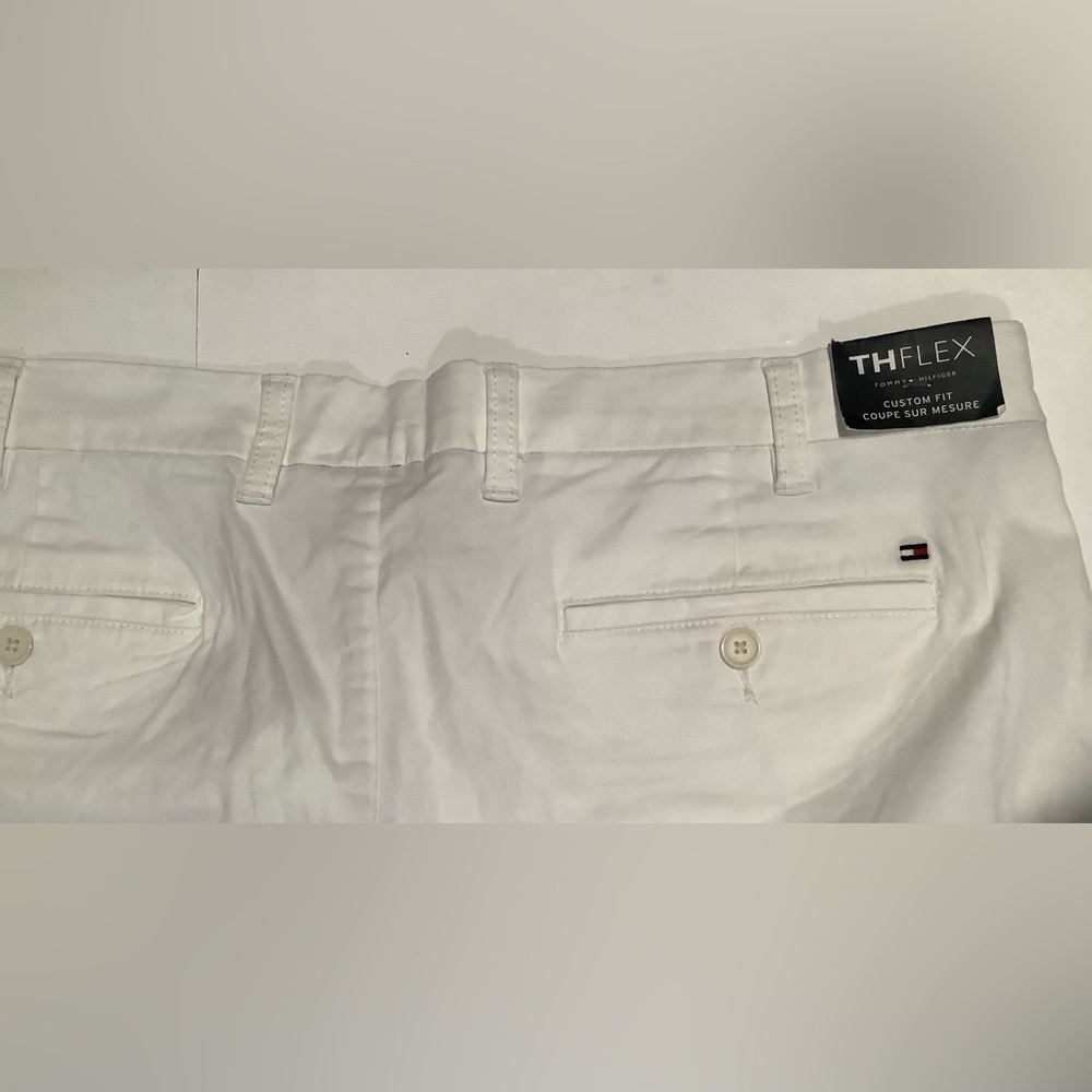 Tommy Hilfiger Men's Custom Fit Khaki Pants 38 x 32 NWT white Flat Front Chino - Picture 8 of 8